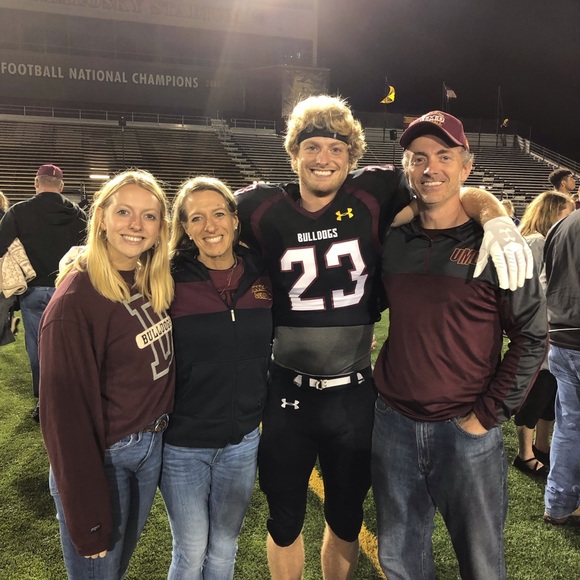 Meet your Posher, Dawn - Picture 7 of 10